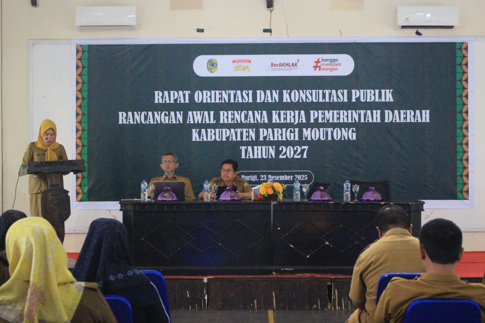 Asisten III Setda Parigi Moutong Yusnaeni menghadiri Pembahasan RKPD
