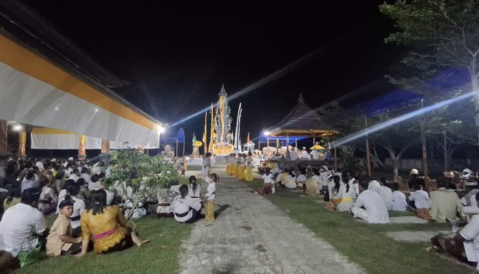 Piodalan ke-73 Pura Jagat Kerana Mertasari, Ratusan Umat Hadir