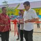 Bupati Parigi Moutong, H. Erwin Burase, meresmikan salah satu sekolah penerima program revitalisasi pendidikan saat kunjungan kerja di Kabupaten Parigi Moutong, Jumat (6/2/2026), sebagai bagian dari upaya peningkatan kualitas sarana dan prasarana pendidikan.