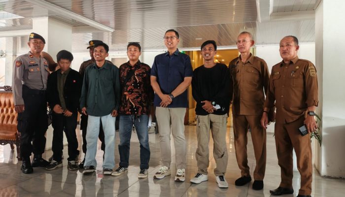 DPRD Sulteng Terima Aspirasi LMND dan Tegaskan Tindak Lanjut