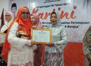 PKS Beri Penghargaan Perempuan Inspiratif Sulteng