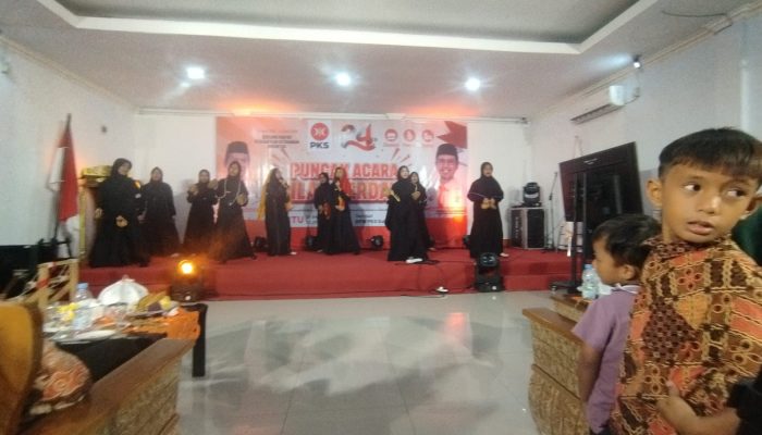 SMPIT Al Fahmi Pentaskan Permainan Tradisional di Milad ke-24 PKS