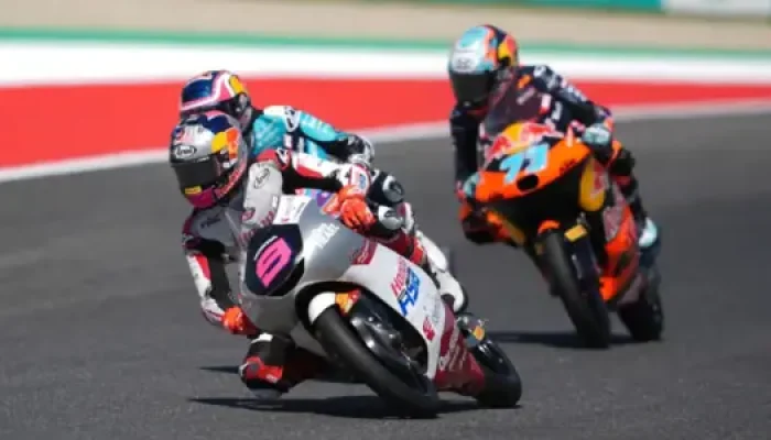 Veda Ega Tempel Ketat Brian Uriarte di Klasemen Rookie Moto3 2026