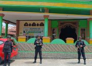 Brimob Sulteng Jaga Masjid Saat Ibadah, Pastikan Jemaah Aman dari Gangguan Kejahatan