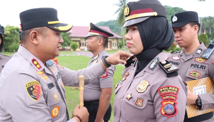 80 Personel Polres Parigi Moutong Resmi Naik Pangkat