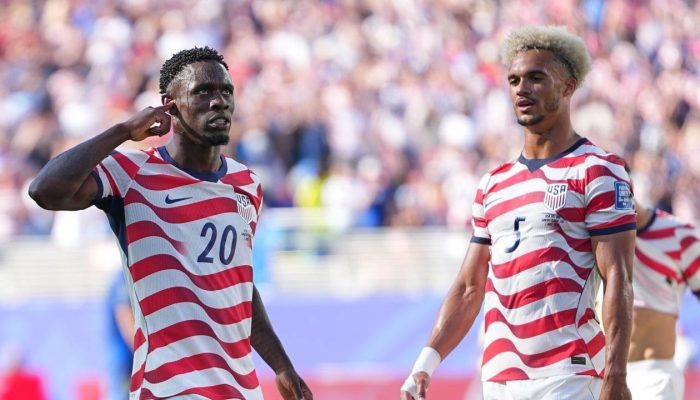 Amerika Serikat Singkirkan Bosnia 2-0