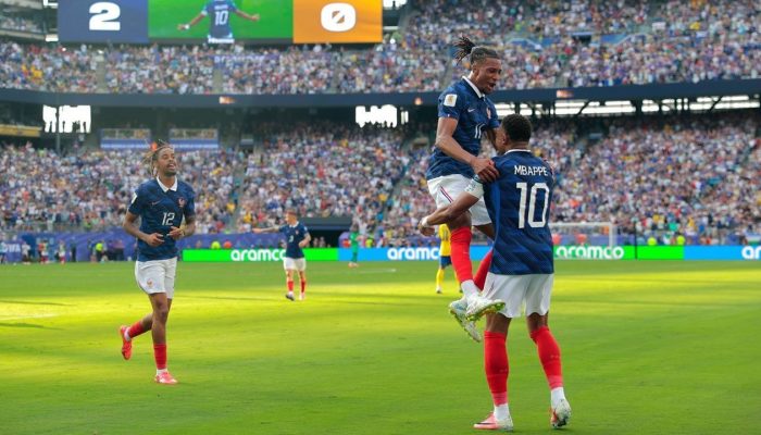 Prancis Gilas Swedia 3-0, Mbappe Borong Dua Gol dan Bawa Les Bleus ke 16 Besar
