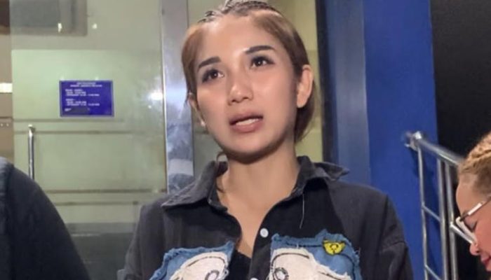 Fangfang Ungkap Fakta Anak Vicky Prasetyo Saat Hamil