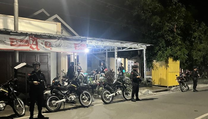 Brimob Ajak Warga Aktif Jaga Kamtibmas