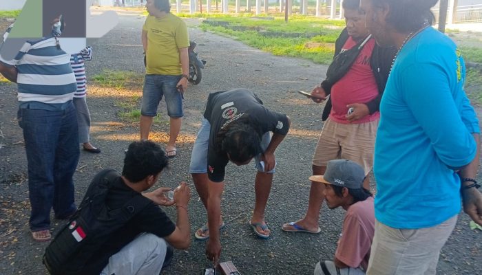 IRT dan Pensiunan PNS Tertangkap Bawa Sabu di Parigi