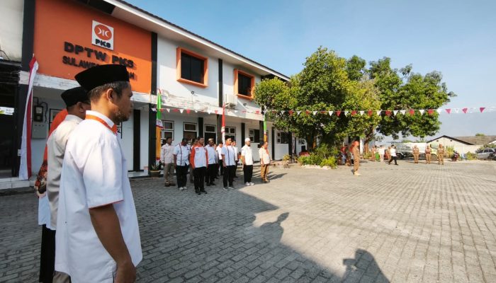 Upacara HUT ke-81 RI, PKS Sulteng Tegaskan Komitmen Berkhidmat