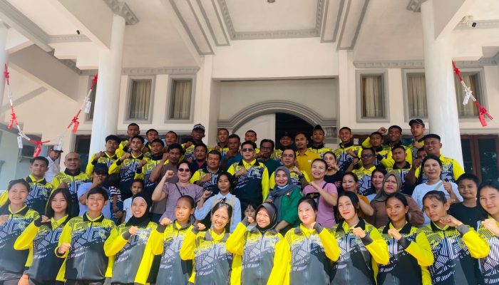 Bupati Erwin Lepas Kontingen POPDA Parigi Moutong