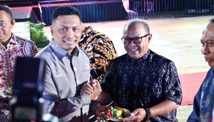 Arus Hadiri HUT ke-1 Kodam Palaka Wira