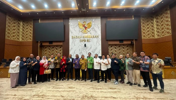 Banggar DPRD Sulteng Dorong Perluasan Bandara Mutiara