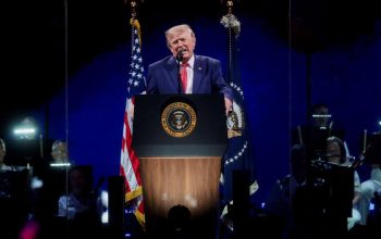 Trump Janjikan Dividen Rp87 Juta Jika Republik Menang