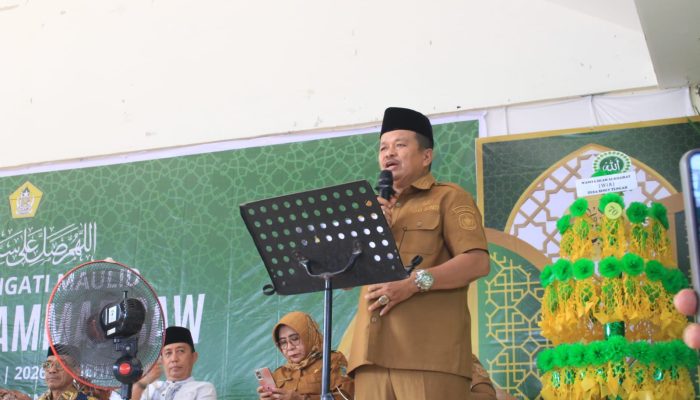 Wabup Abdul Sahid Bacakan Pesan Bupati pada Maulid Nabi