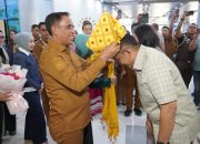 Irjen Pol Rizal Irawan Tiba di Palu Disambut Gubernur Sulteng